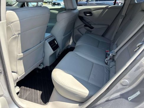 Used 2017 Acura RDX AWD w/ Advance Package image 12