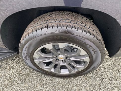 New 2026 Chevrolet Suburban LT w/ Comfort Package image 27