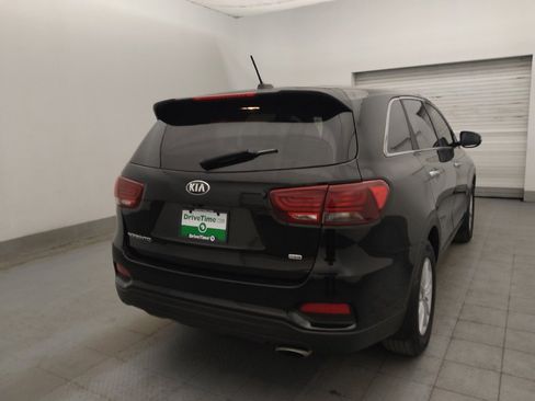 Used 2019 Kia Sorento L FWD image 9