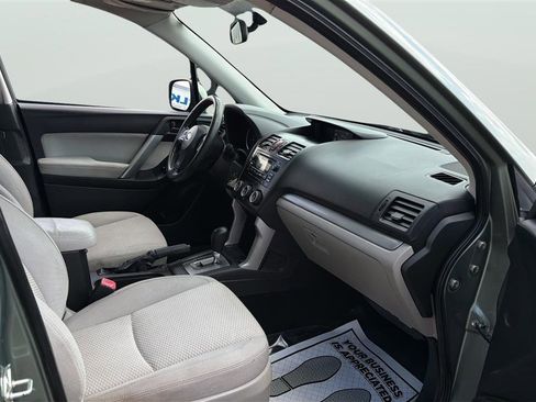 Used 2014 Subaru Forester 2.5i Premium w/ All-Weather Package AWD/4WD image 15