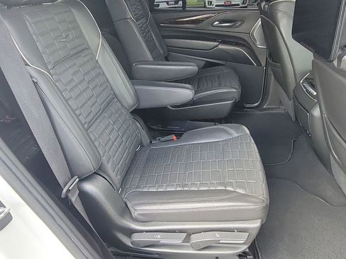 Certified 2021 Cadillac Escalade Sport Platinum image 27