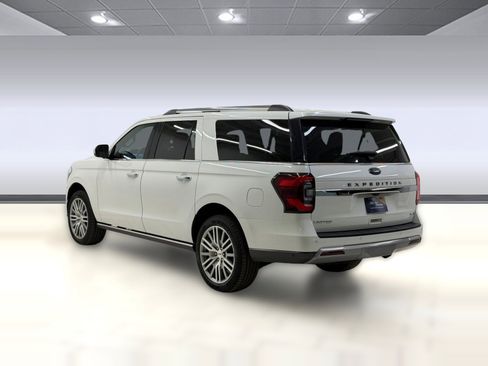 Certified 2022 Ford Expedition Max Limited AWD/4WD image 2