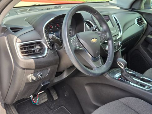 Used 2024 Chevrolet Equinox LT FWD image 12