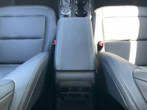 New 2026 Ford Bronco Badlands w/ Sasquatch Package AWD/4WD image 33