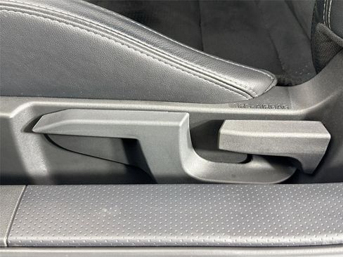 Certified 2025 Toyota GR86 Premium image 26