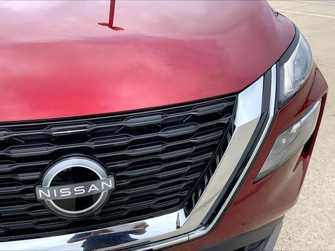 Used 2022 Nissan Rogue SV w/ SV Premium Package FWD image 30