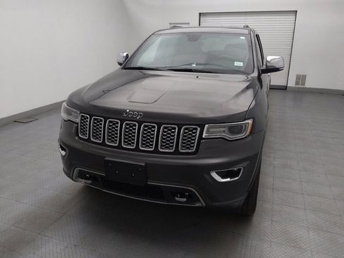 Used 2019 Jeep Grand Cherokee Overland AWD/4WD image 15
