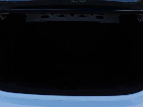 Used 2018 Chevrolet Cruze LS FWD image 25