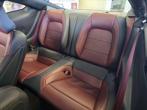 Used 2025 Ford Mustang GT Premium image 12