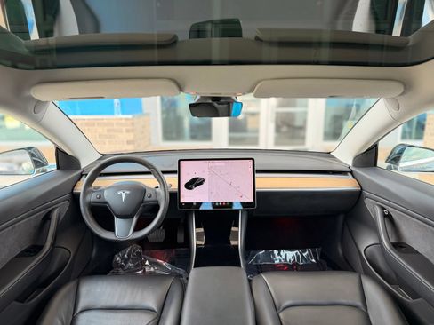Used 2020 Tesla Model 3 Long Range AWD/4WD image 2