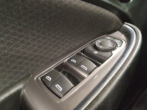 Used 2021 Chevrolet Malibu LT FWD image 27
