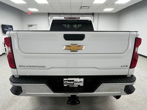 Used 2022 Chevrolet Silverado 3500 LTZ w/ LTZ Plus Package AWD/4WD image 7