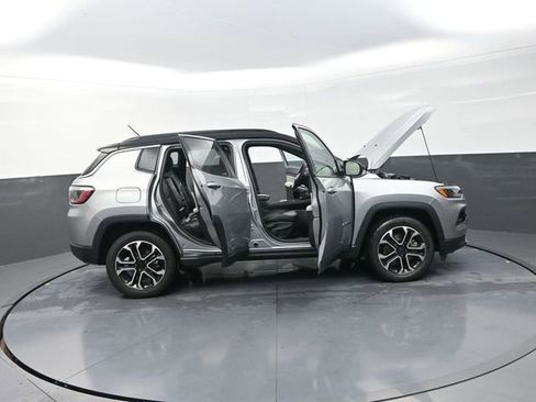 Used 2024 Jeep Compass Limited AWD/4WD image 45