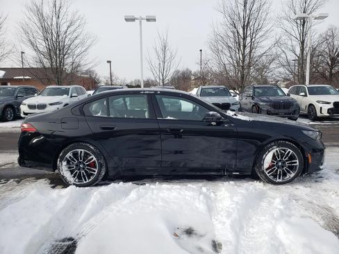 New 2026 BMW 530i xDrive w/ M Sport Package image 3