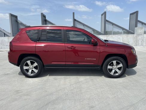 Used 2016 Jeep Compass High Altitude AWD/4WD image 5
