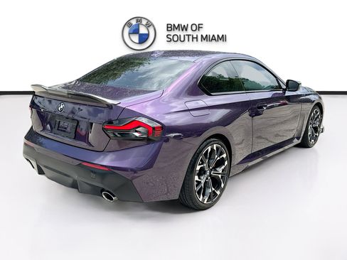 Used 2025 BMW 230i Coupe w/ Convenience Package RWD image 7