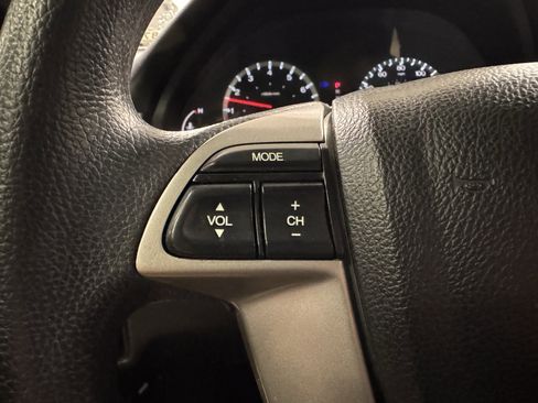 Used 2011 Honda Accord LX-P image 11