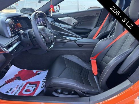 Used 2023 Chevrolet Corvette Z06 image 7