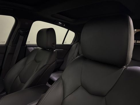 Used 2020 Cadillac CT5 Luxury w/ Sun And Sound Package image 28