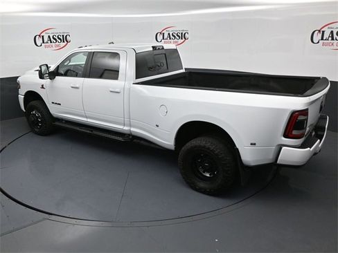 Used 2024 RAM 3500 Laramie w/ Night Edition image 14