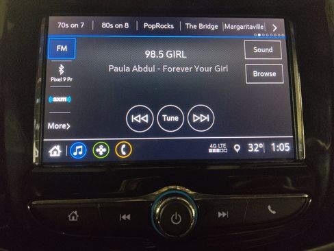 Used 2018 Chevrolet Trax LT w/ LT Convenience Package image 25