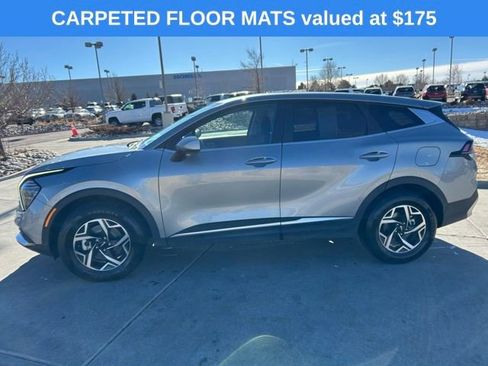 Used 2024 Kia Sportage LX image 4