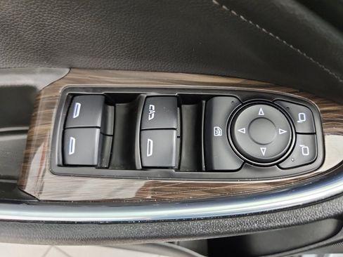 Used 2024 Chevrolet Malibu LT image 10