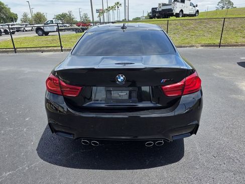 Used 2018 BMW M4 Coupe image 6