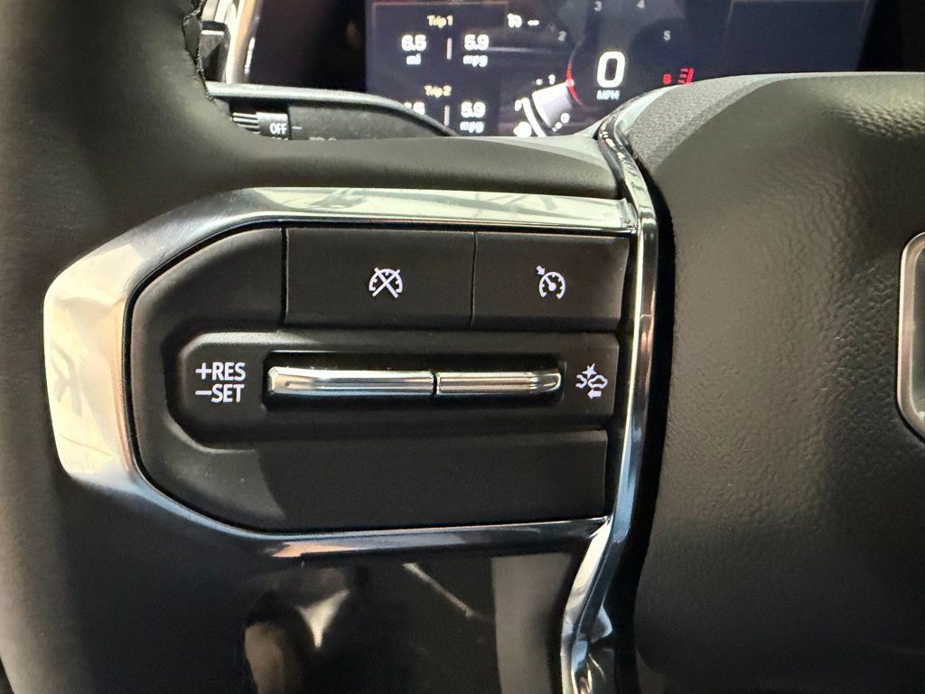 New 2026 GMC Canyon Elevation w/ Convenience Package RWD image 16