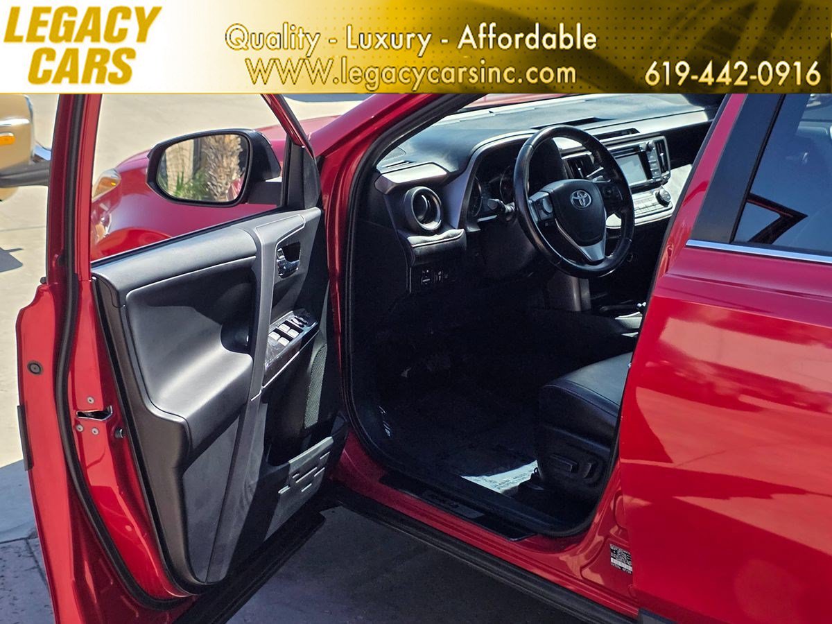 Used 2017 Toyota RAV4 SE FWD image 50