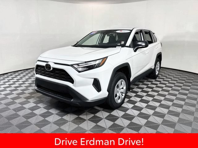 Certified 2024 Toyota RAV4 LE FWD image 3