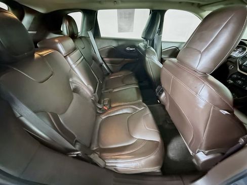 Used 2016 Jeep Cherokee Trailhawk w/ Comfort/Convenience Group image 25