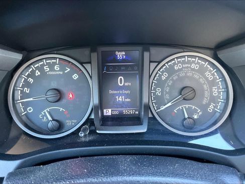 Used 2017 Toyota Tacoma TRD Off-Road image 26