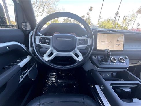 Used 2023 Land Rover Defender 130 SE AWD/4WD image 5