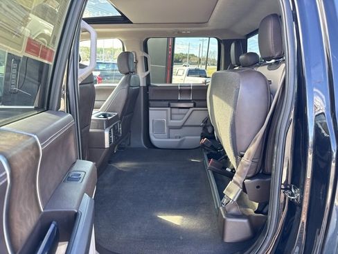 Used 2020 Ford F150 Limited w/ Trailer Tow Package image 9