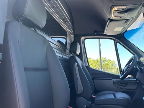 New 2026 Mercedes-Benz Sprinter 3500 image 18