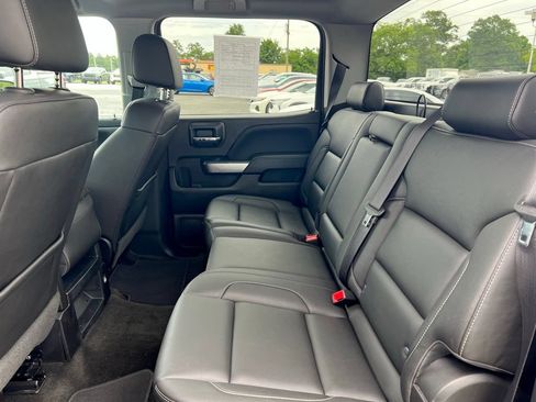 Used 2018 Chevrolet Silverado 1500 LT w/ All Star Edition AWD/4WD image 9