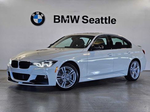 Used 2018 BMW 330i xDrive Sedan AWD/4WD image 1