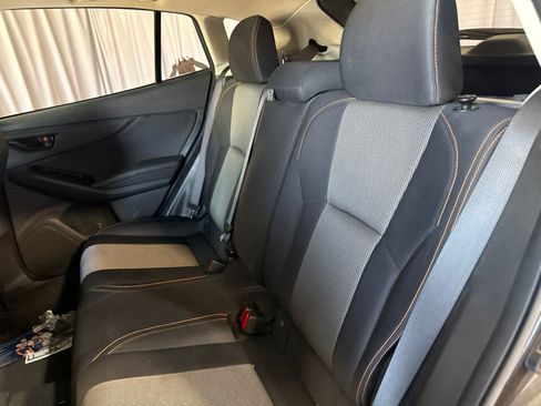 Used 2018 Subaru Crosstrek 2.0i Premium AWD/4WD image 19