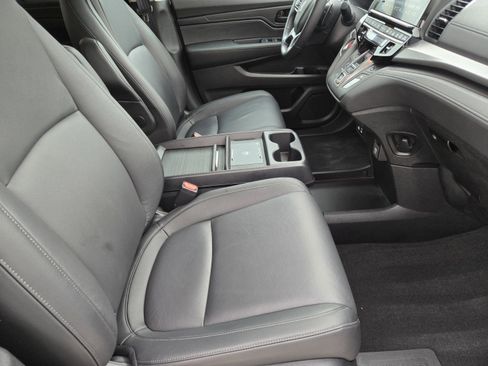 Certified 2025 Honda Odyssey EX-L image 10