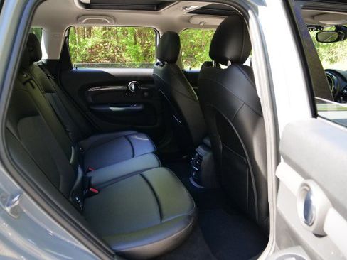 Used 2017 MINI Cooper Clubman S image 35