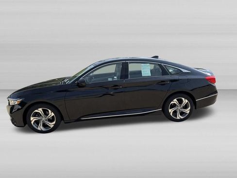 Used 2018 Honda Accord EX image 9