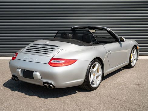 Used 2010 Porsche 911 Carrera S RWD image 22