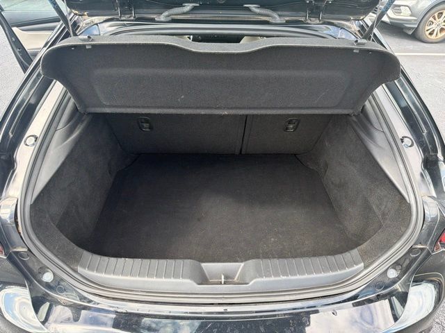 Used 2019 MAZDA MAZDA3 AWD Hatchback w/ Preferred Pkg image 26