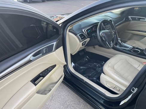 Used 2013 Ford Fusion SE image 17