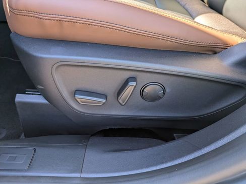 New 2025 Ford Bronco Sport Outer Banks w/ Outer Banks Tech Package+ AWD/4WD image 8