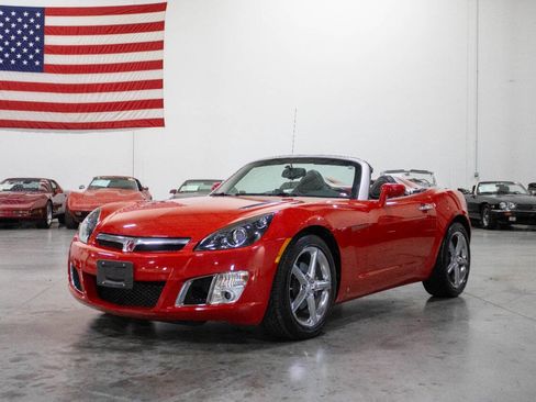 Used 2008 Saturn Sky Red Line image 3