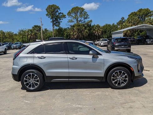 Used 2024 Cadillac XT4 Sport FWD image 9