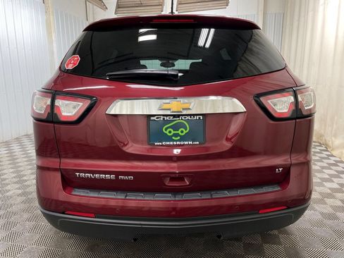 Used 2017 Chevrolet Traverse LT w/ Style and Technology Package AWD/4WD image 16