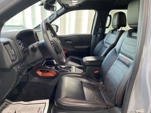 Used 2025 Nissan Frontier PRO-4X w/ Pro Premium Package AWD/4WD image 15